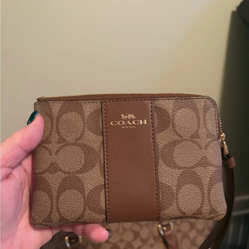 Coach Tan Signature Tote Bag Set - Picture 8 of 11